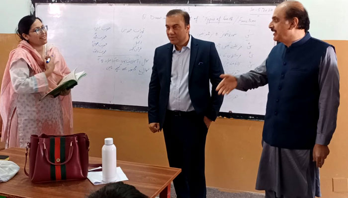chairman cda visit in school